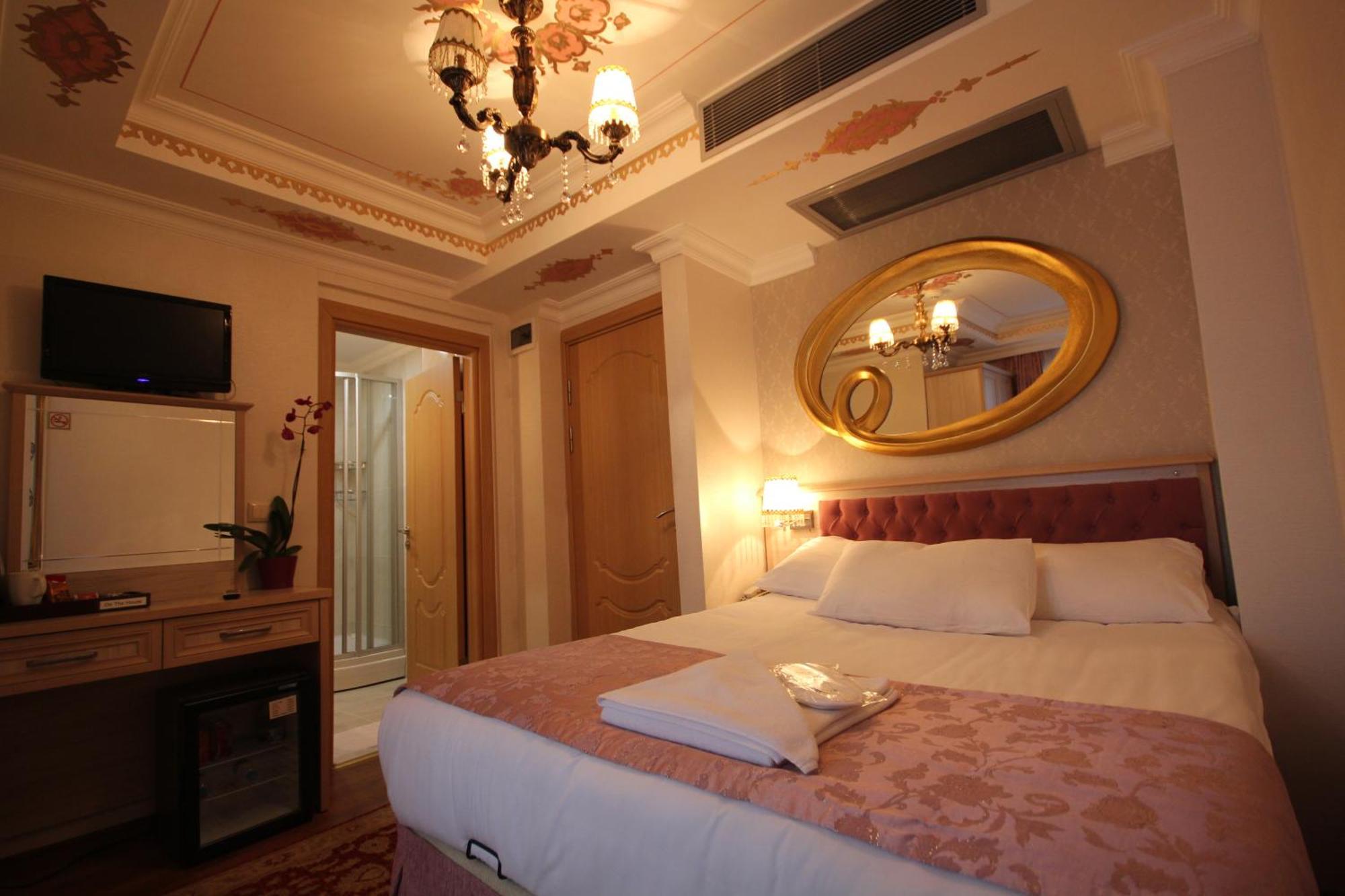 Sultans Royal Hotel Истанбул Екстериор снимка